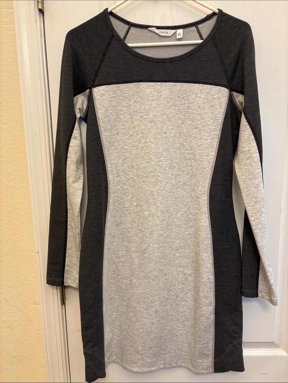 ATHLETA Long Sleeve Dress Sz S Gray Two-Tone 36”Length